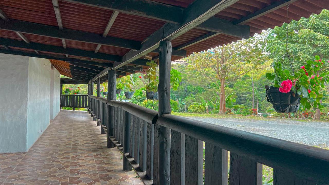 Hotel Campestre El Molino Dapa Cali Yumbo エクステリア 写真